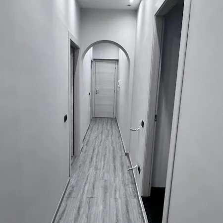 Kam Deluxe Private & Vacancy 招待所 *