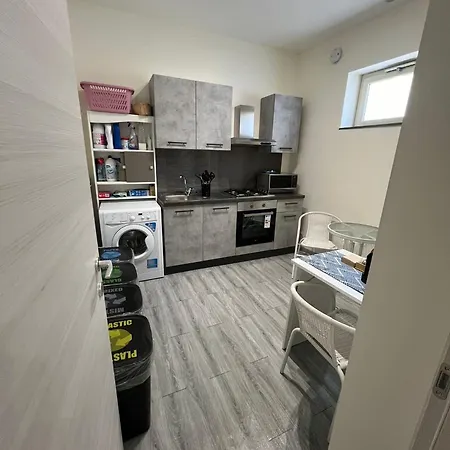 Kam Deluxe Intero 130 Mq 5 Posti Letto 2 Matrimoniali Zona Giorno Con Divano Letto, 1 Bagno , Break E Ripostiglio Affittacamere Calamonaci