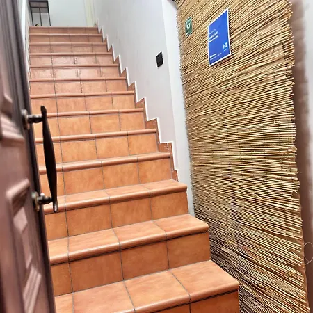 Kam Deluxe Intero 130 Mq 5 Posti Letto 2 Matrimoniali Zona Giorno Con Divano Letto, 1 Bagno , Break E Ripostiglio *